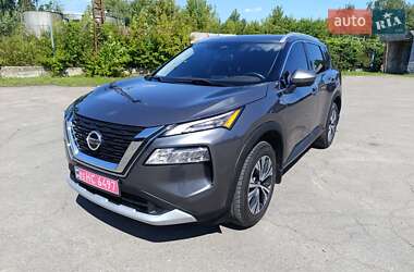 Позашляховик / Кросовер Nissan Rogue 2021 в Нововолинську