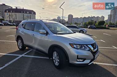 Позашляховик / Кросовер Nissan Rogue 2018 в Києві