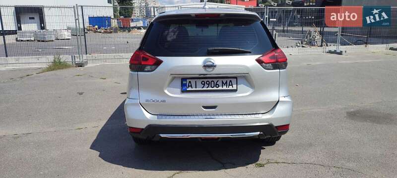 Внедорожник / Кроссовер Nissan Rogue 2016 в Киеве