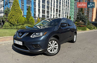 Позашляховик / Кросовер Nissan Rogue 2016 в Дніпрі