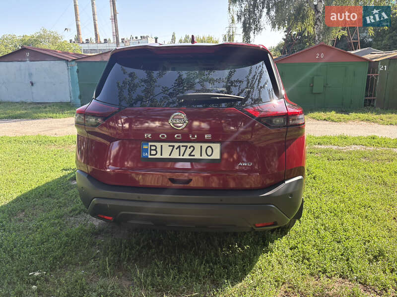 Внедорожник / Кроссовер Nissan Rogue 2021 в Полтаве