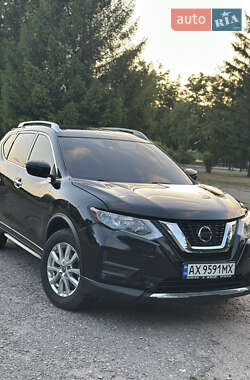 Позашляховик / Кросовер Nissan Rogue 2018 в Харкові