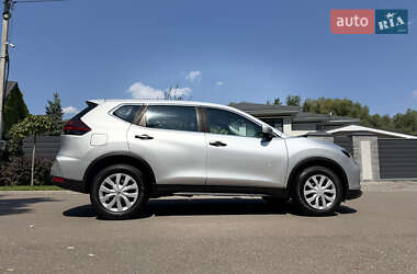 Внедорожник / Кроссовер Nissan Rogue 2018 в Киеве
