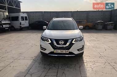 Позашляховик / Кросовер Nissan Rogue 2017 в Кам'янець-Подільському