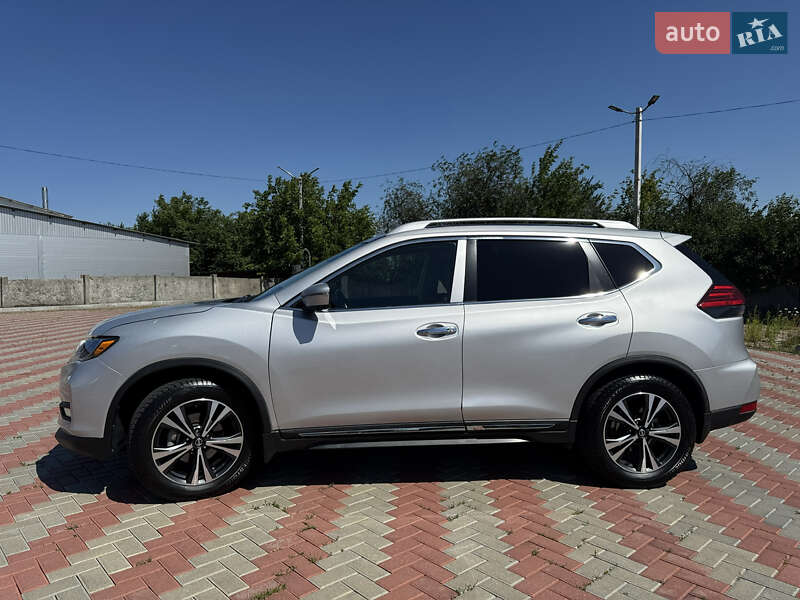 Внедорожник / Кроссовер Nissan Rogue 2017 в Белой Церкви