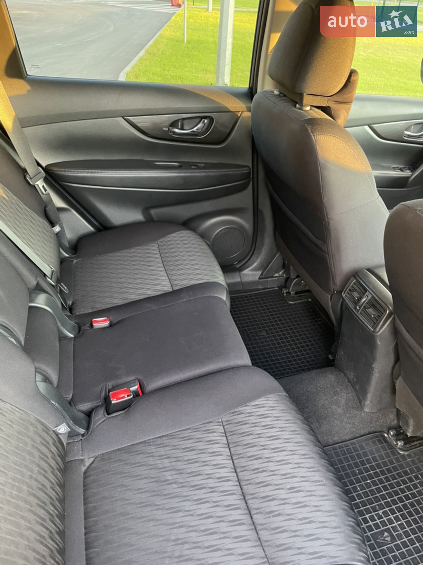 2018 Nissan Rogue - мініатюра 19