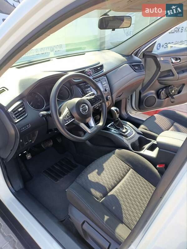 Внедорожник / Кроссовер Nissan Rogue 2016 в Тернополе фото 9 Внедорожник / Кроссовер Nissan Rogue 2016 в Тернополе