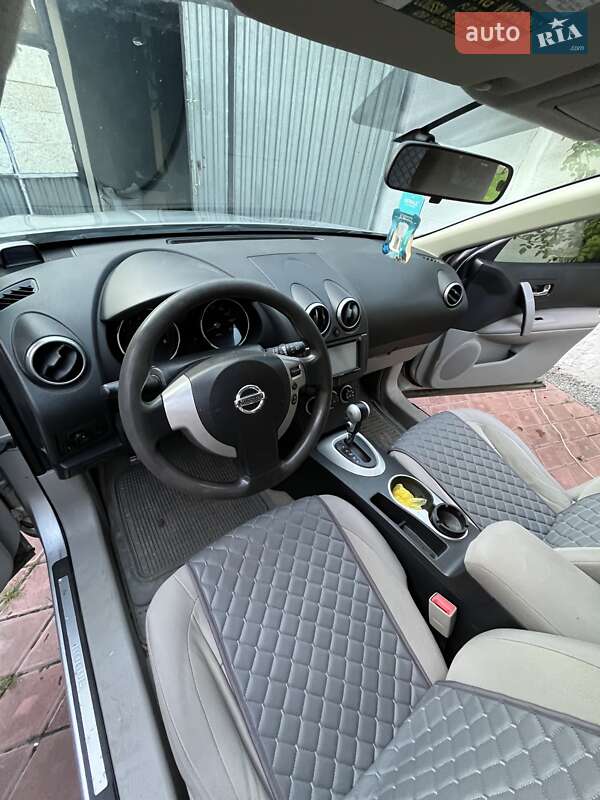 Внедорожник / Кроссовер Nissan Rogue 2007 в Новоселице