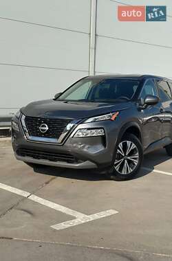 Позашляховик / Кросовер Nissan Rogue 2023 в Києві