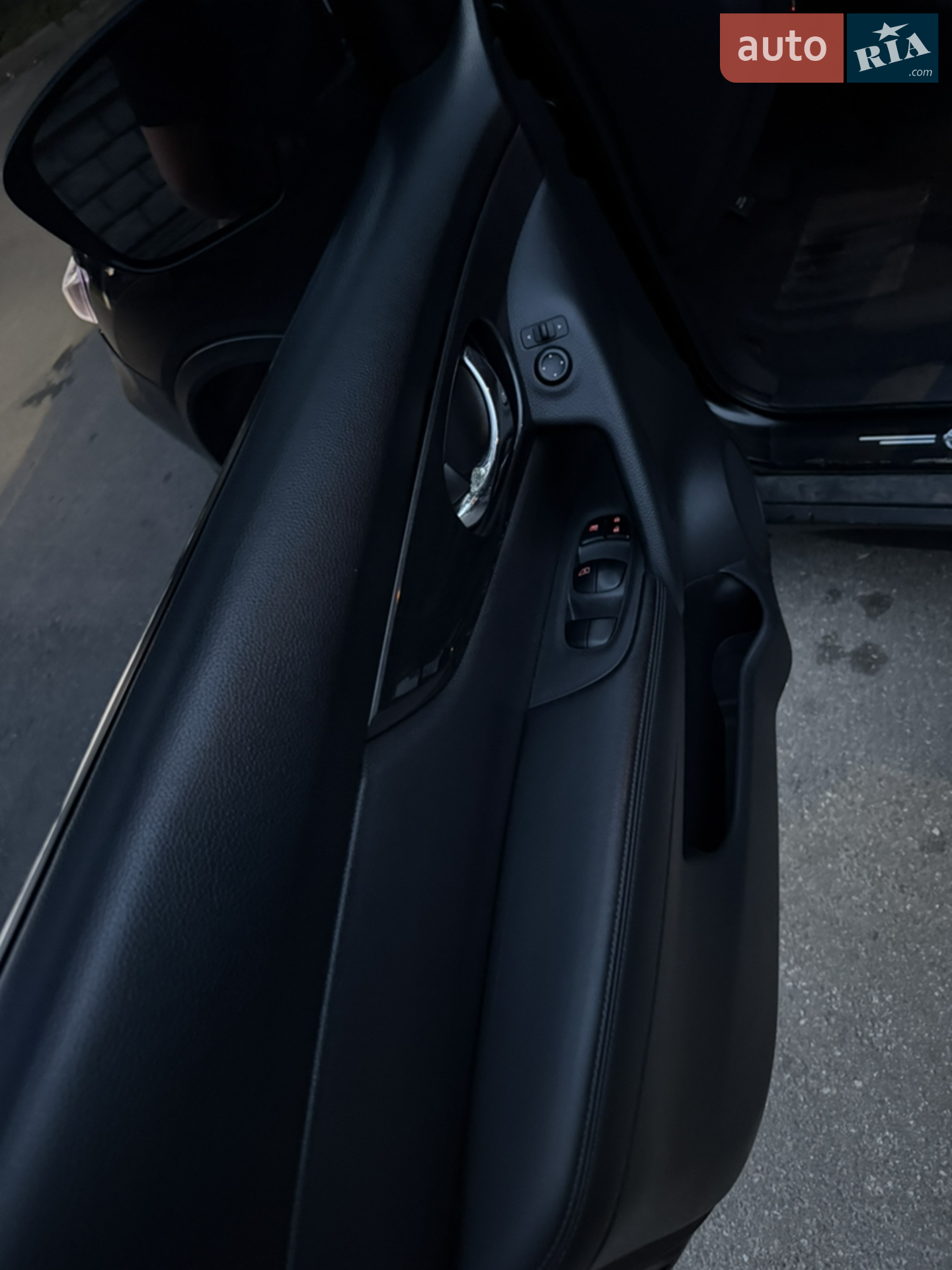 2017 Nissan Rogue - мініатюра 16