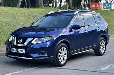 Позашляховик / Кросовер Nissan Rogue 2017 в Києві