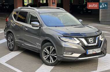 Внедорожник / Кроссовер Nissan Rogue 2018 в Киеве