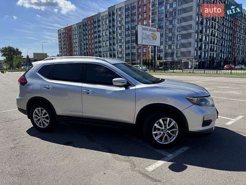 Позашляховик / Кросовер Nissan Rogue 2017 в Києві фото 6 Позашляховик / Кросовер Nissan Rogue 2017 в Києві