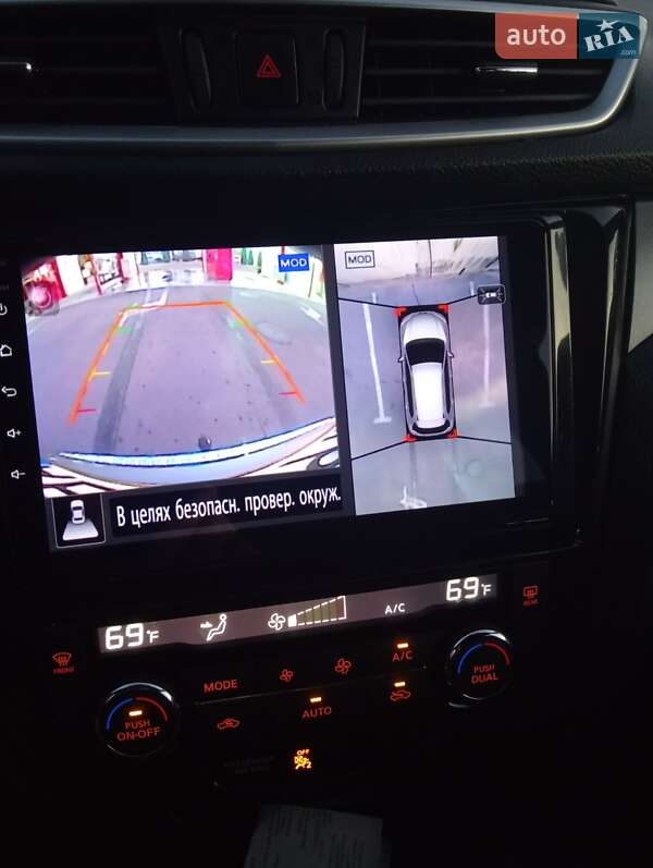 Позашляховик / Кросовер Nissan Rogue 2016 в Вороновиці