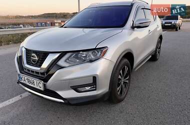 Внедорожник / Кроссовер Nissan Rogue 2017 в Харькове