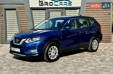 Внедорожник / Кроссовер Nissan Rogue 2017 в Виннице