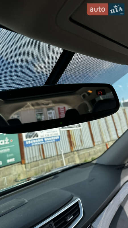 Внедорожник / Кроссовер Nissan Rogue 2015 в Ковеле фото 8 Внедорожник / Кроссовер Nissan Rogue 2015 в Ковеле