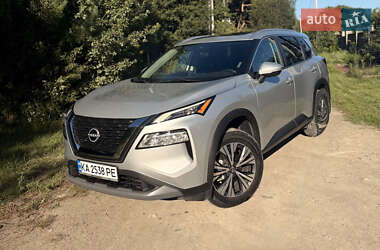 Позашляховик / Кросовер Nissan Rogue 2022 в Києві