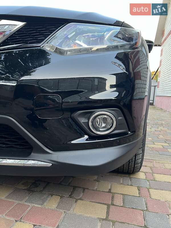 Позашляховик / Кросовер Nissan Rogue 2014 в Чернігові