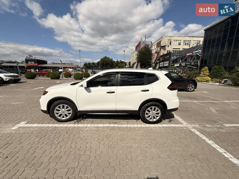 Nissan Rogue 2020