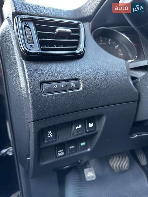 Позашляховик / Кросовер Nissan Rogue 2018 в Кам'янському фото 10 Позашляховик / Кросовер Nissan Rogue 2018 в Кам'янському