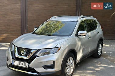 Внедорожник / Кроссовер Nissan Rogue 2017 в Хмельнике
