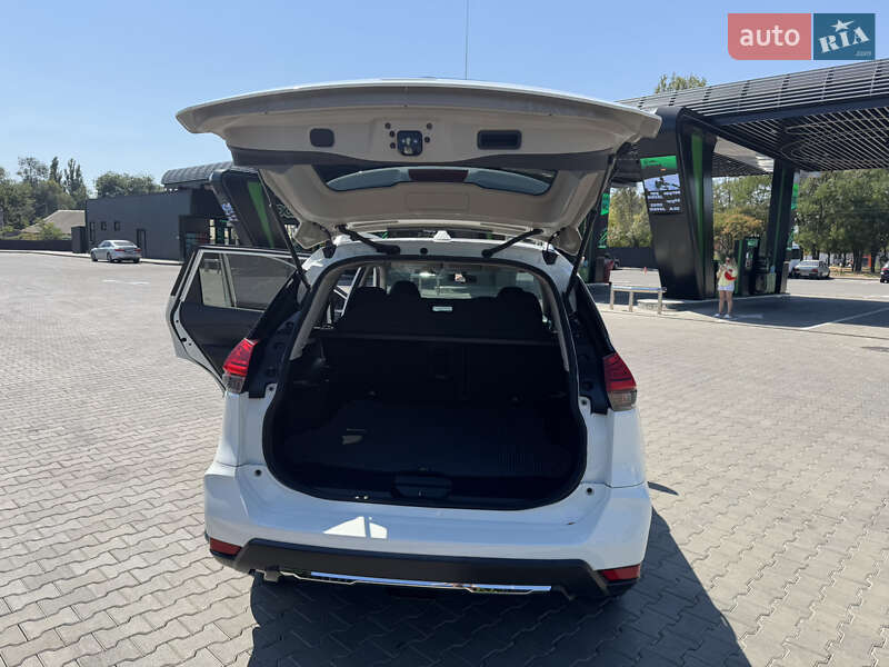 Внедорожник / Кроссовер Nissan Rogue 2017 в Одессе фото 12 Внедорожник / Кроссовер Nissan Rogue 2017 в Одессе