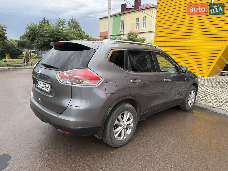 Позашляховик / Кросовер Nissan Rogue 2016 в Харкові