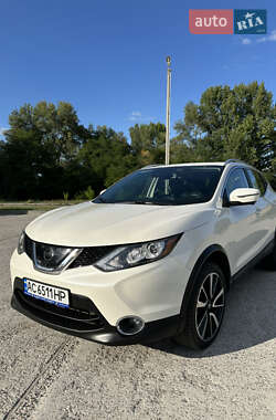 Позашляховик / Кросовер Nissan Rogue 2017 в Каневі