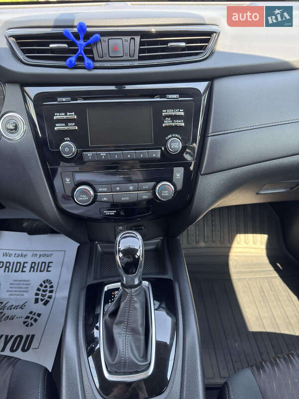 Позашляховик / Кросовер Nissan Rogue 2017 в Черкасах фото 13 Позашляховик / Кросовер Nissan Rogue 2017 в Черкасах