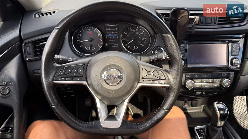 Внедорожник / Кроссовер Nissan Rogue 2016 в Киеве