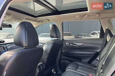 Внедорожник / Кроссовер Nissan Rogue 2014 в 