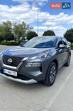 Внедорожник / Кроссовер Nissan Rogue 2023 в 