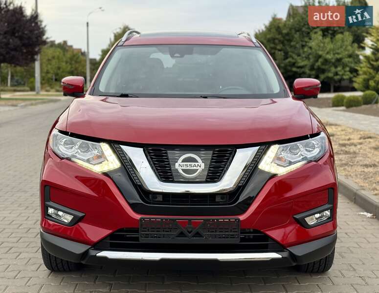 Внедорожник / Кроссовер Nissan Rogue 2017 в Одессе