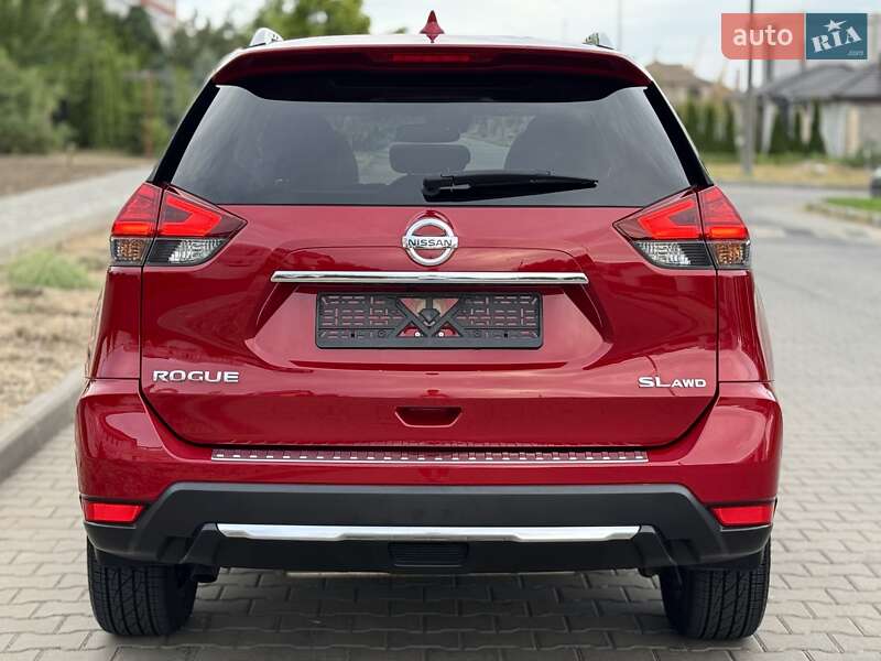 Внедорожник / Кроссовер Nissan Rogue 2017 в Одессе