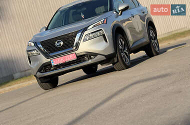 Позашляховик / Кросовер Nissan Rogue 2021 в 