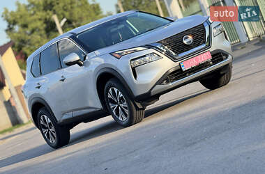 Позашляховик / Кросовер Nissan Rogue 2021 в 