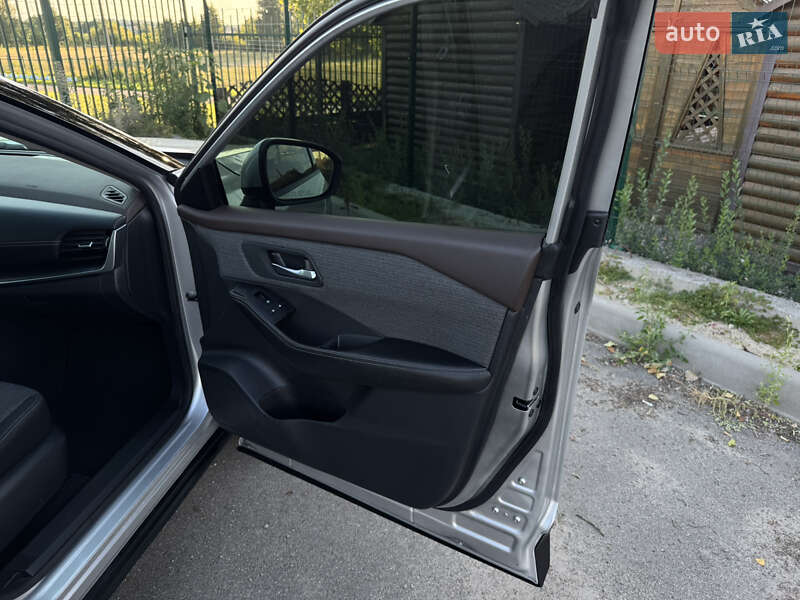 Позашляховик / Кросовер Nissan Rogue 2021 в Києві