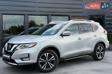 Позашляховик / Кросовер Nissan Rogue 2018 в Рівному