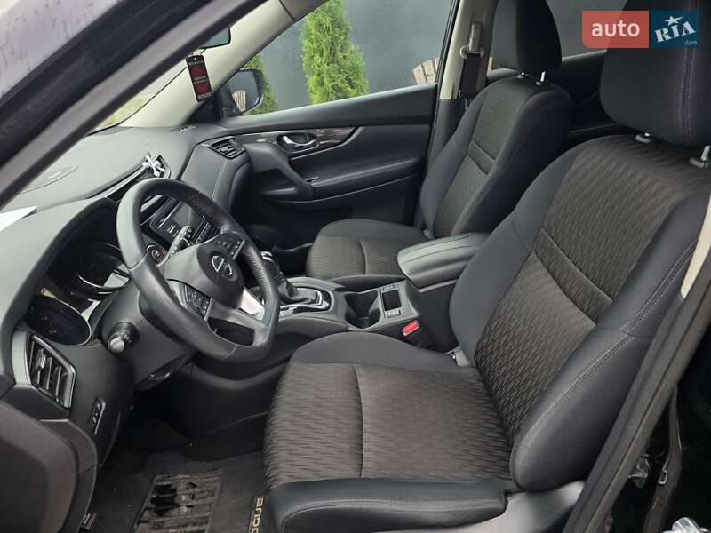 Позашляховик / Кросовер Nissan Rogue 2016 в Тернополі фото 53 Позашляховик / Кросовер Nissan Rogue 2016 в Тернополі