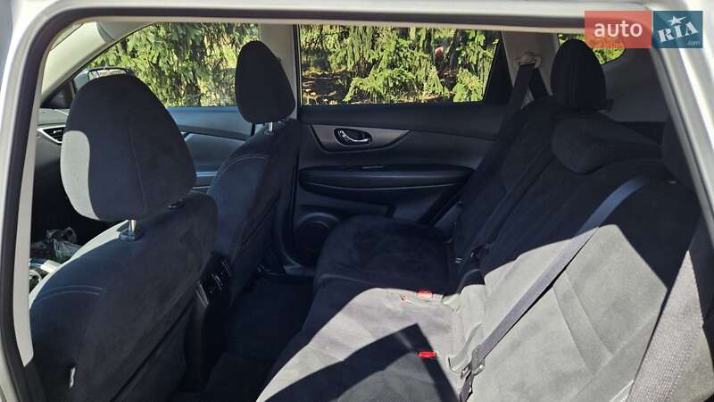 Позашляховик / Кросовер Nissan Rogue 2016 в Кропивницькому