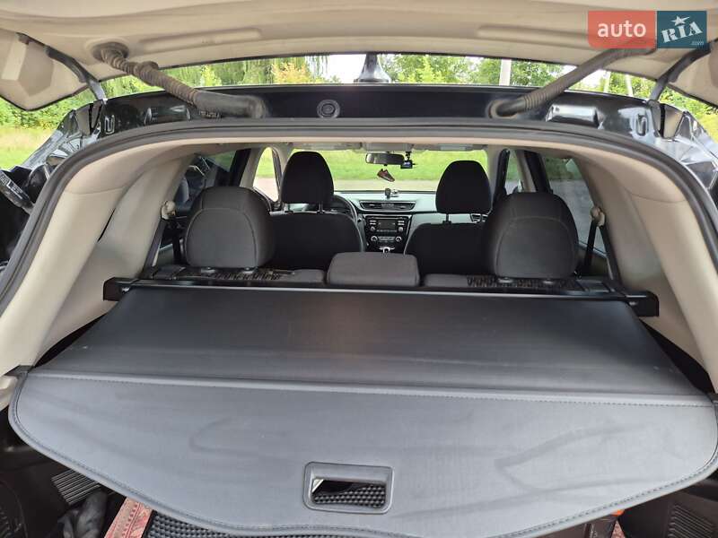 Позашляховик / Кросовер Nissan Rogue 2017 в Ніжині