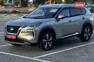 Позашляховик / Кросовер Nissan Rogue 2021 в Черкасах