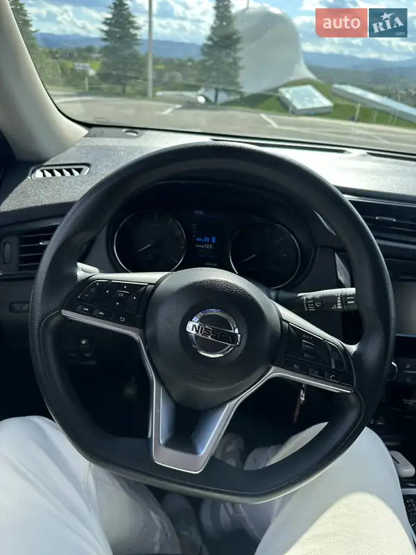 Nissan Rogue 2018 VIN KNMAT2MT5JP555269 фото оголошення 11 з 61