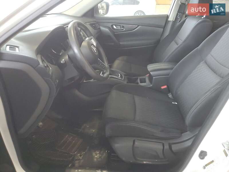 Внедорожник / Кроссовер Nissan Rogue 2016 в Одессе
