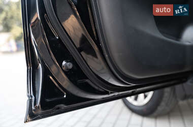 Внедорожник / Кроссовер Nissan Rogue 2014 в 