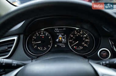 Внедорожник / Кроссовер Nissan Rogue 2014 в 