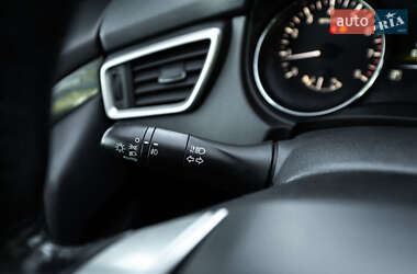 Внедорожник / Кроссовер Nissan Rogue 2014 в 