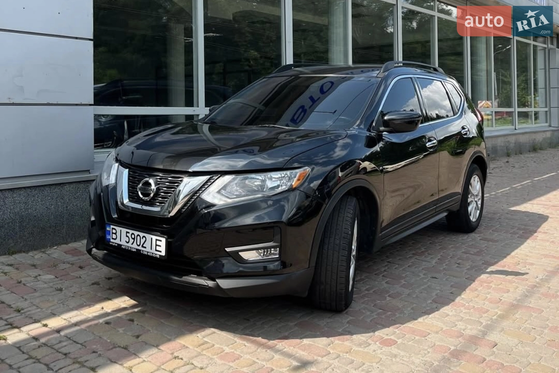 2016 Nissan Rogue - мініатюра 2