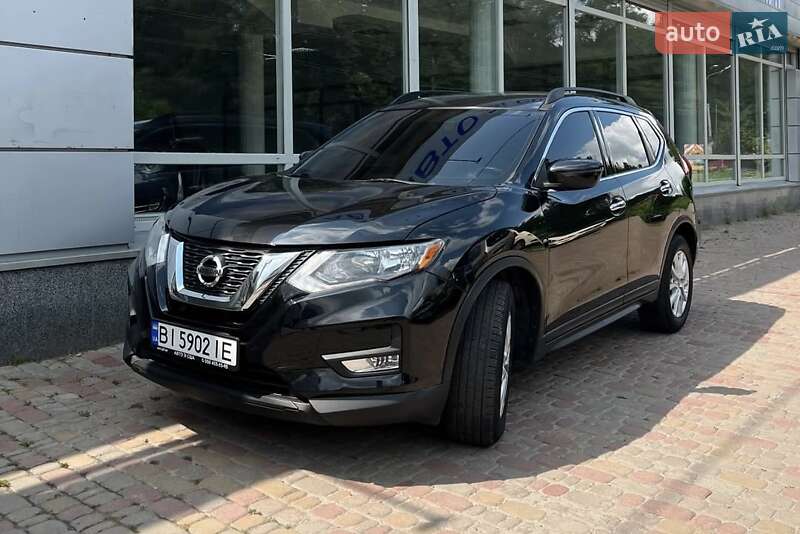 Позашляховик / Кросовер Nissan Rogue 2016 в Полтаві